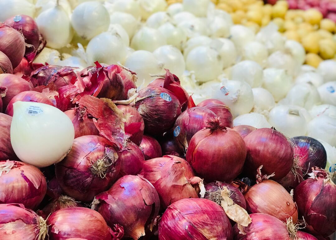 Myth #24: Peeled onions will protect you from the coronavirus